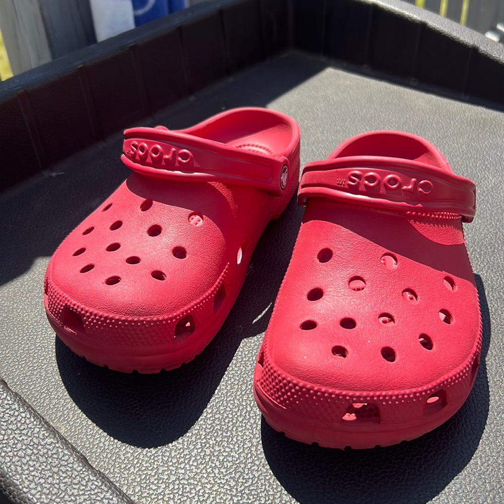 Women’s crocs